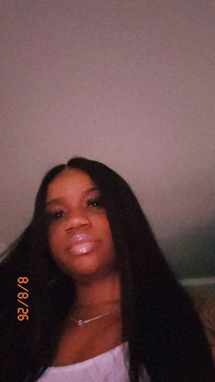 @TheRealAlexisKierra