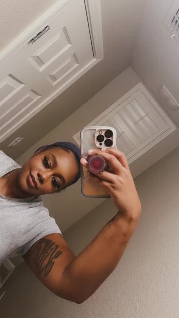 @ebony.noivory_
