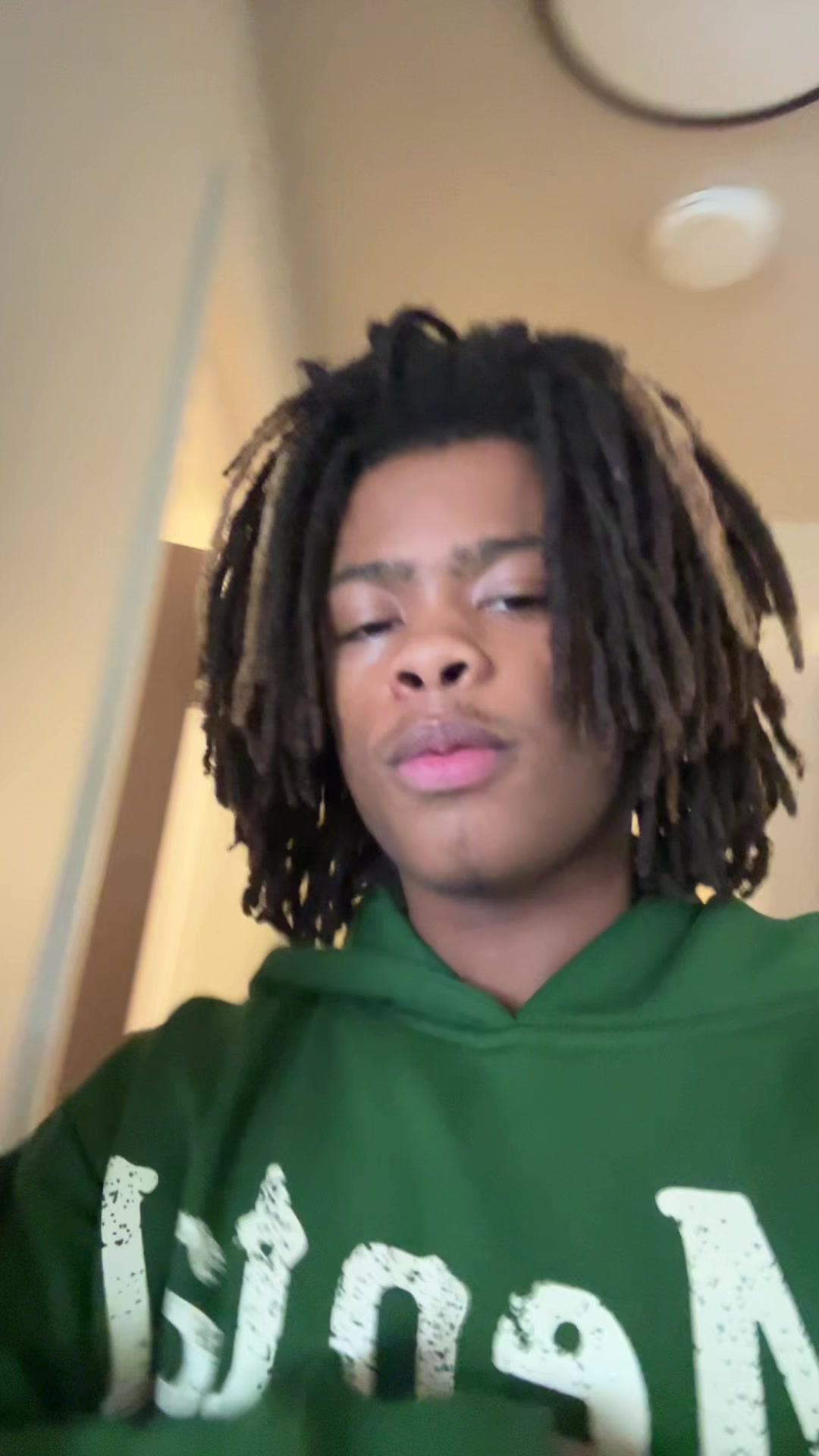 @Syn