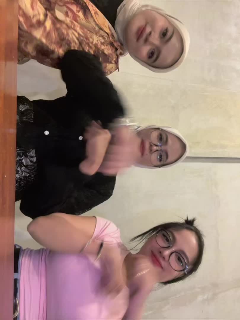 @Dina Mariana