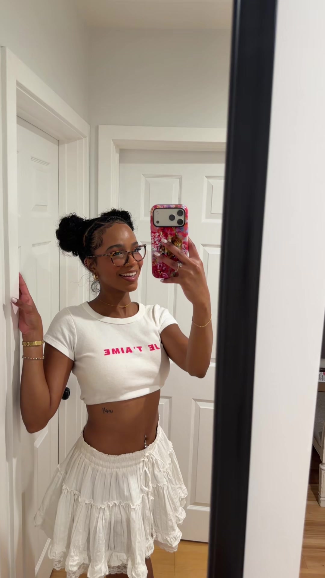 @dyllydally