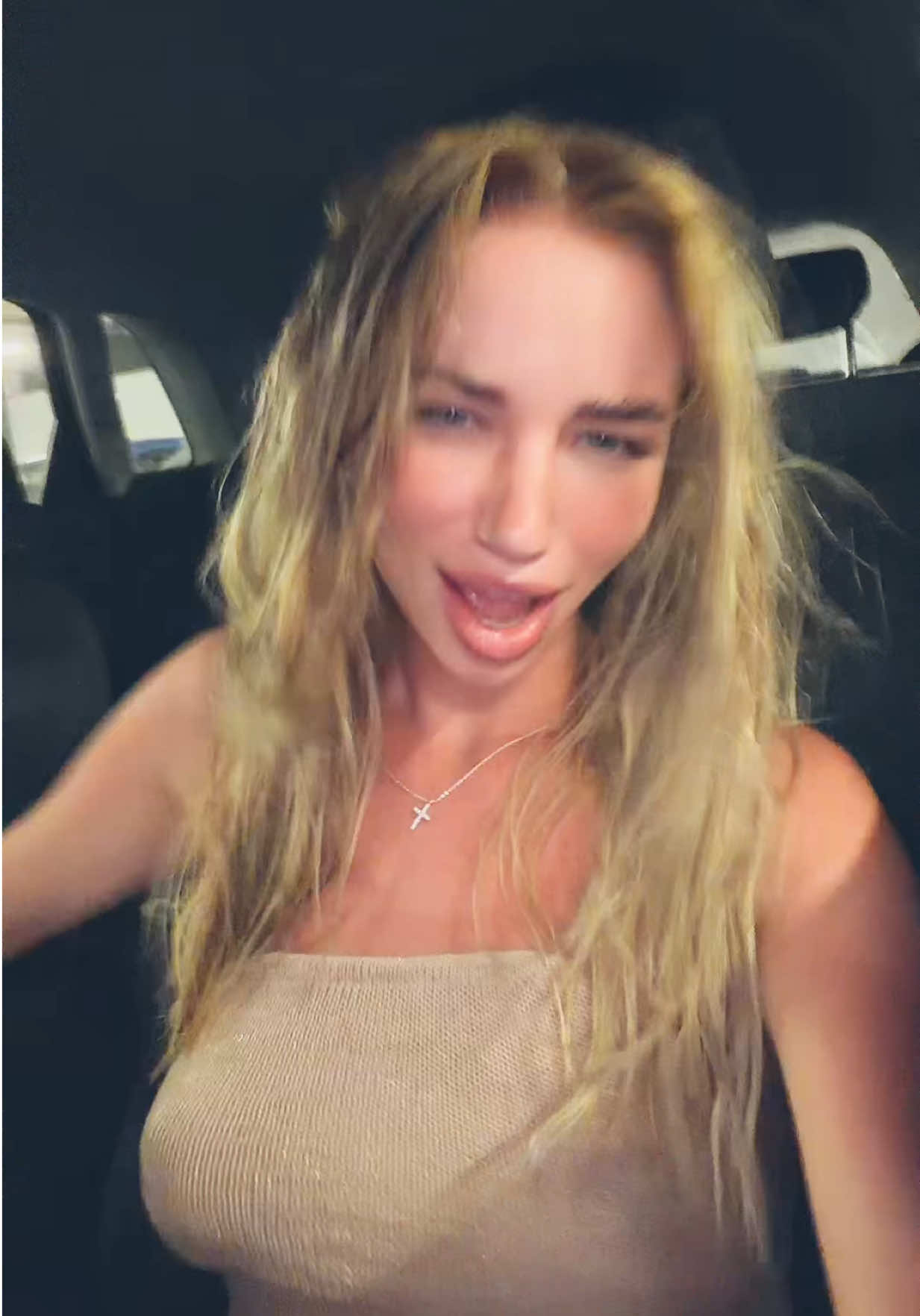 @Anastasiia🍒