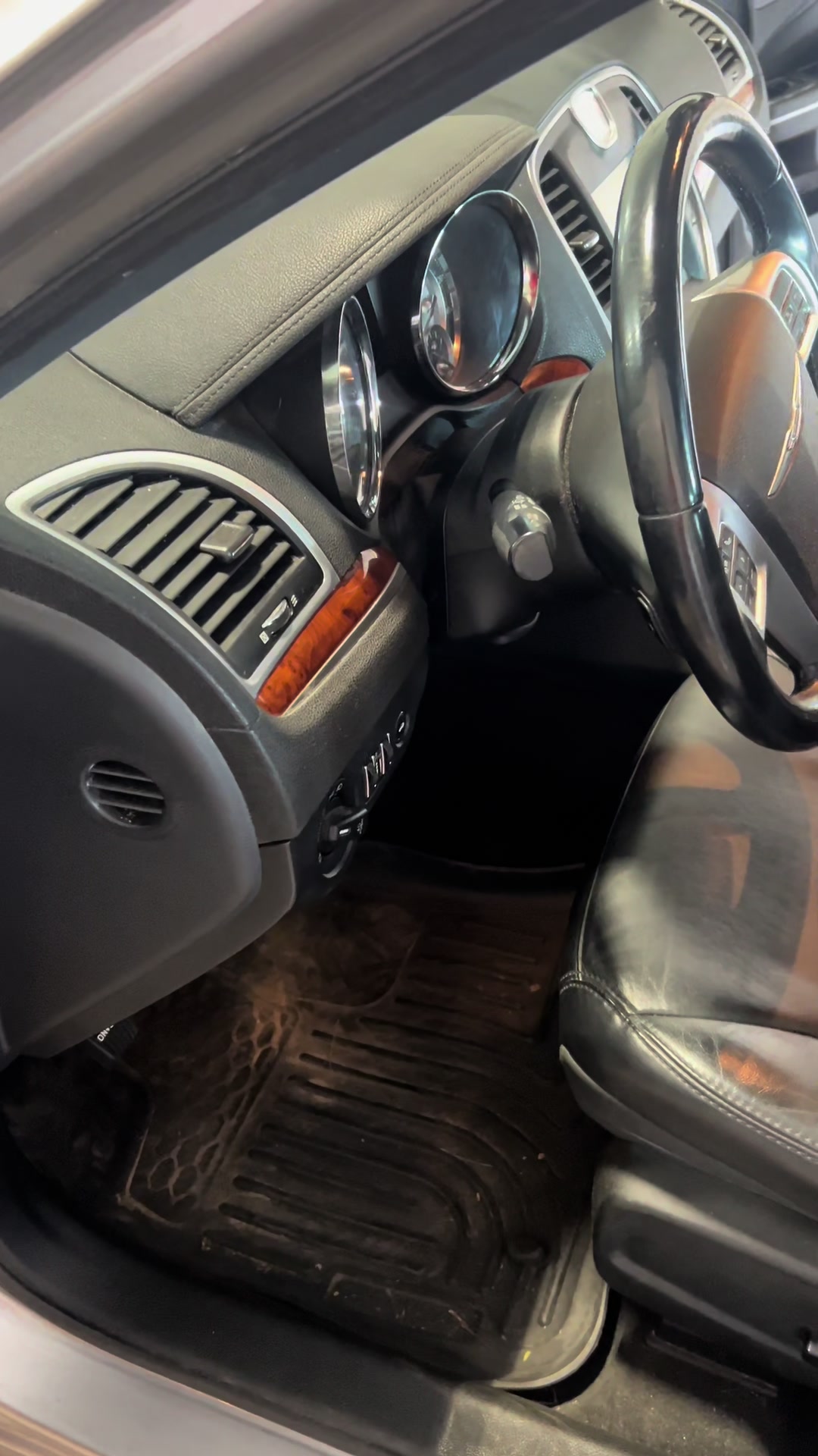 @Rugged Interior Detailing