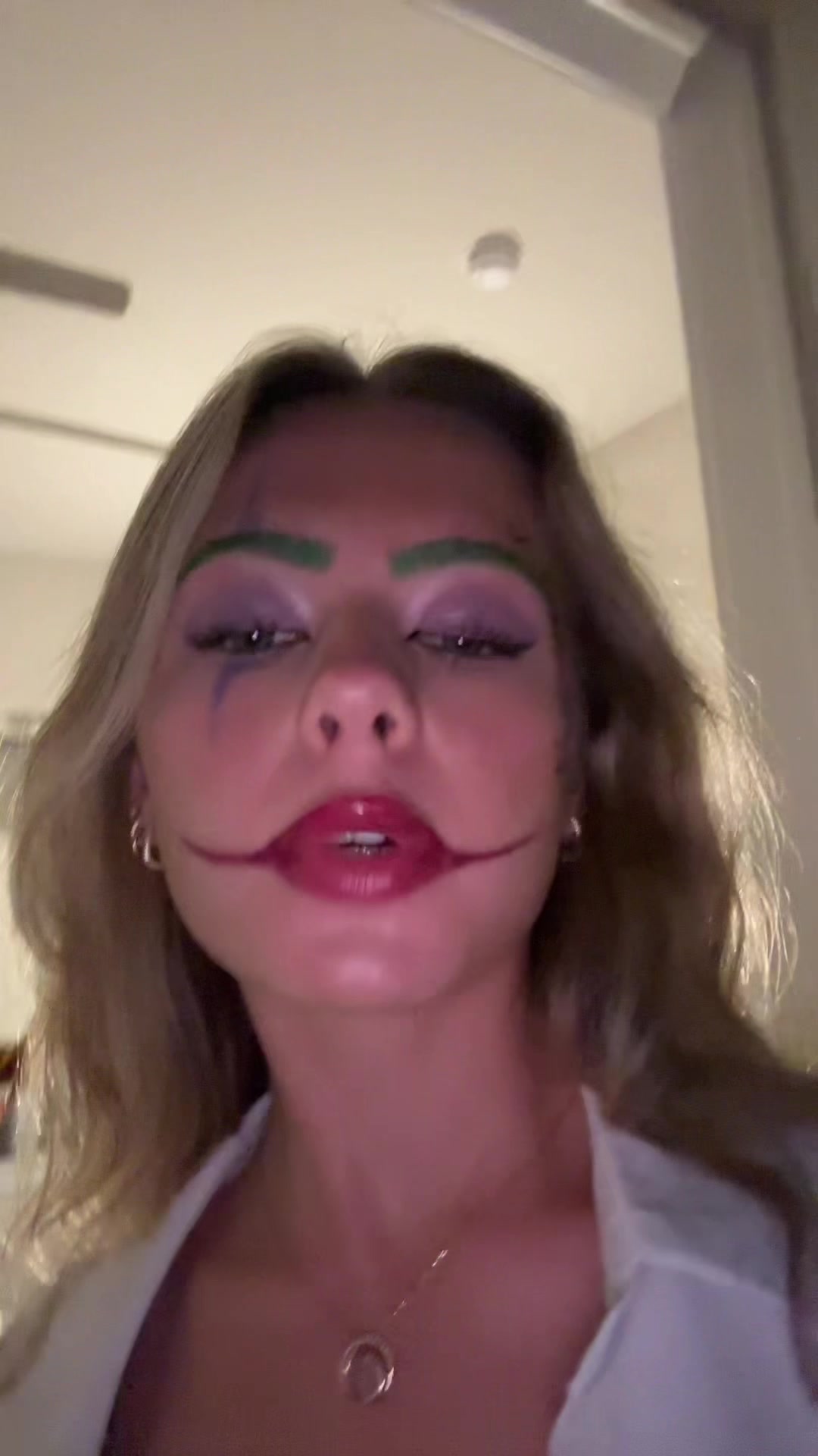 @<3