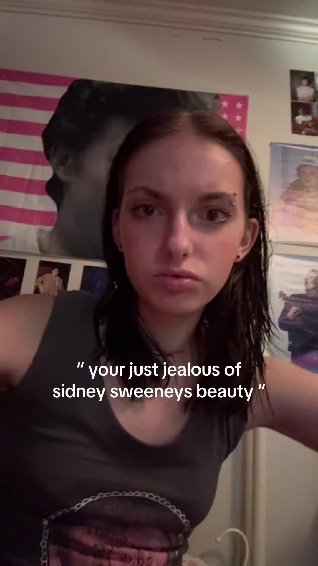 @scarlettloves_djojobean1🎱🍎🐛