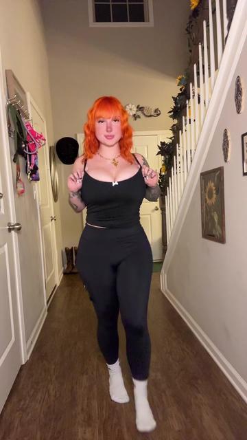 @Skylar Vox