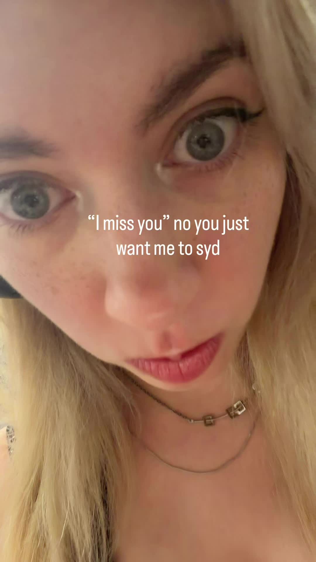 @gia layn(INSTA STRONGVAMPIREX)