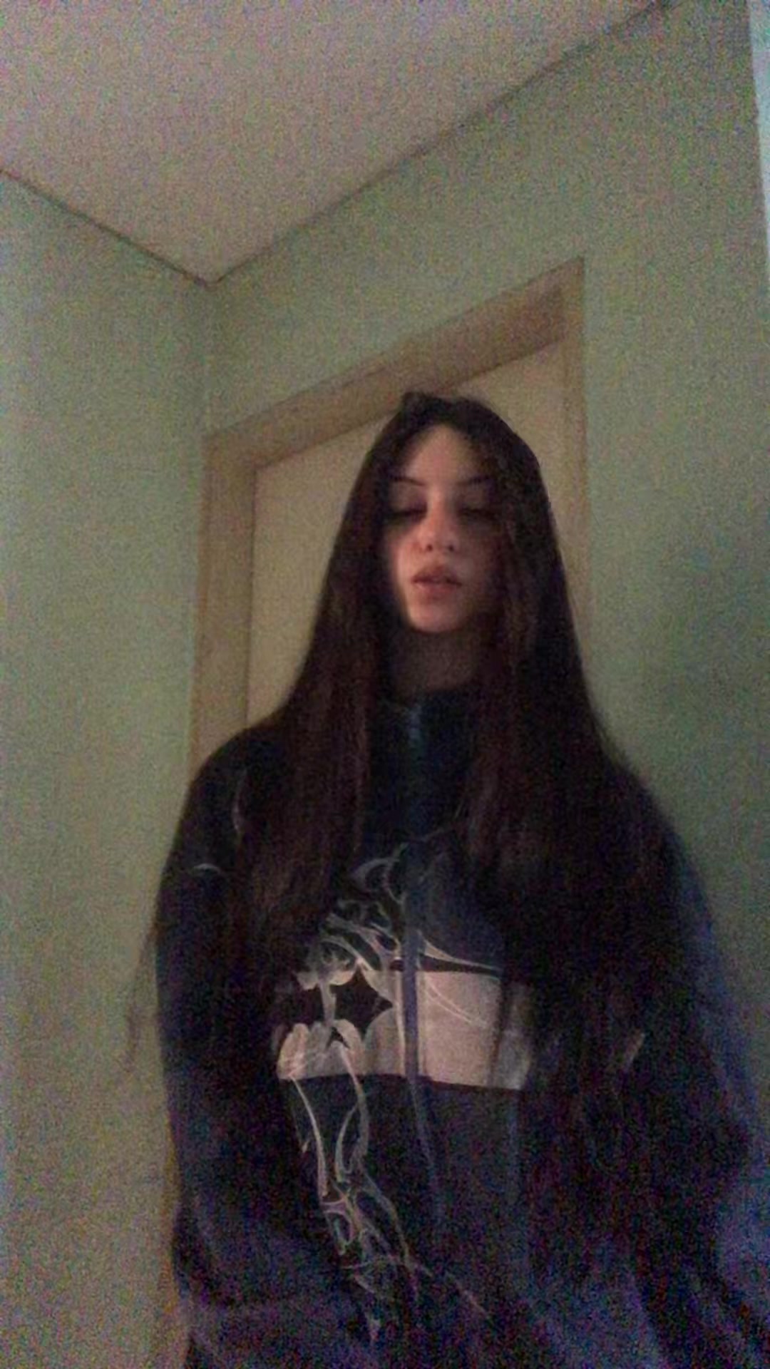 @𝒿