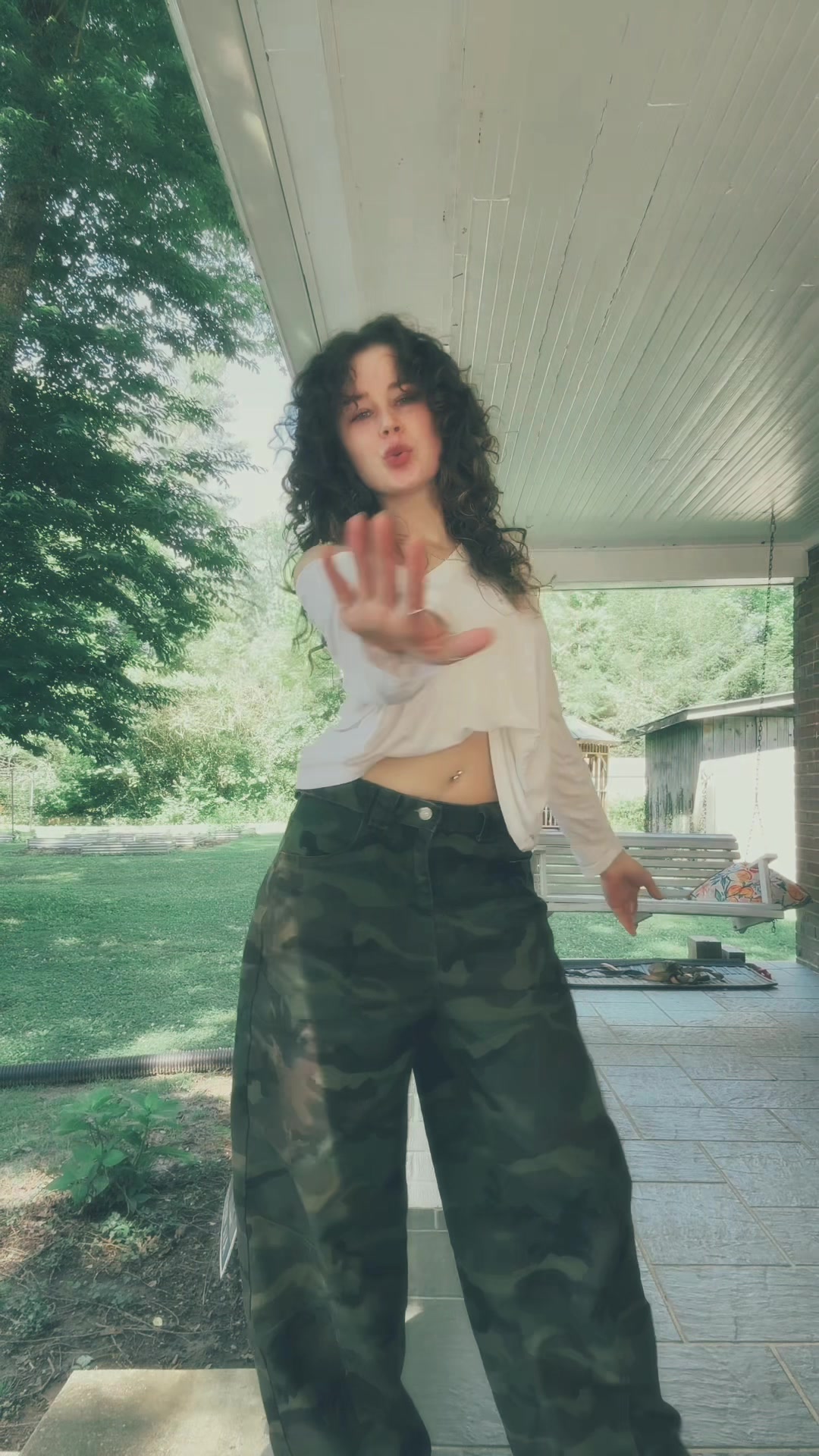@ava :3
