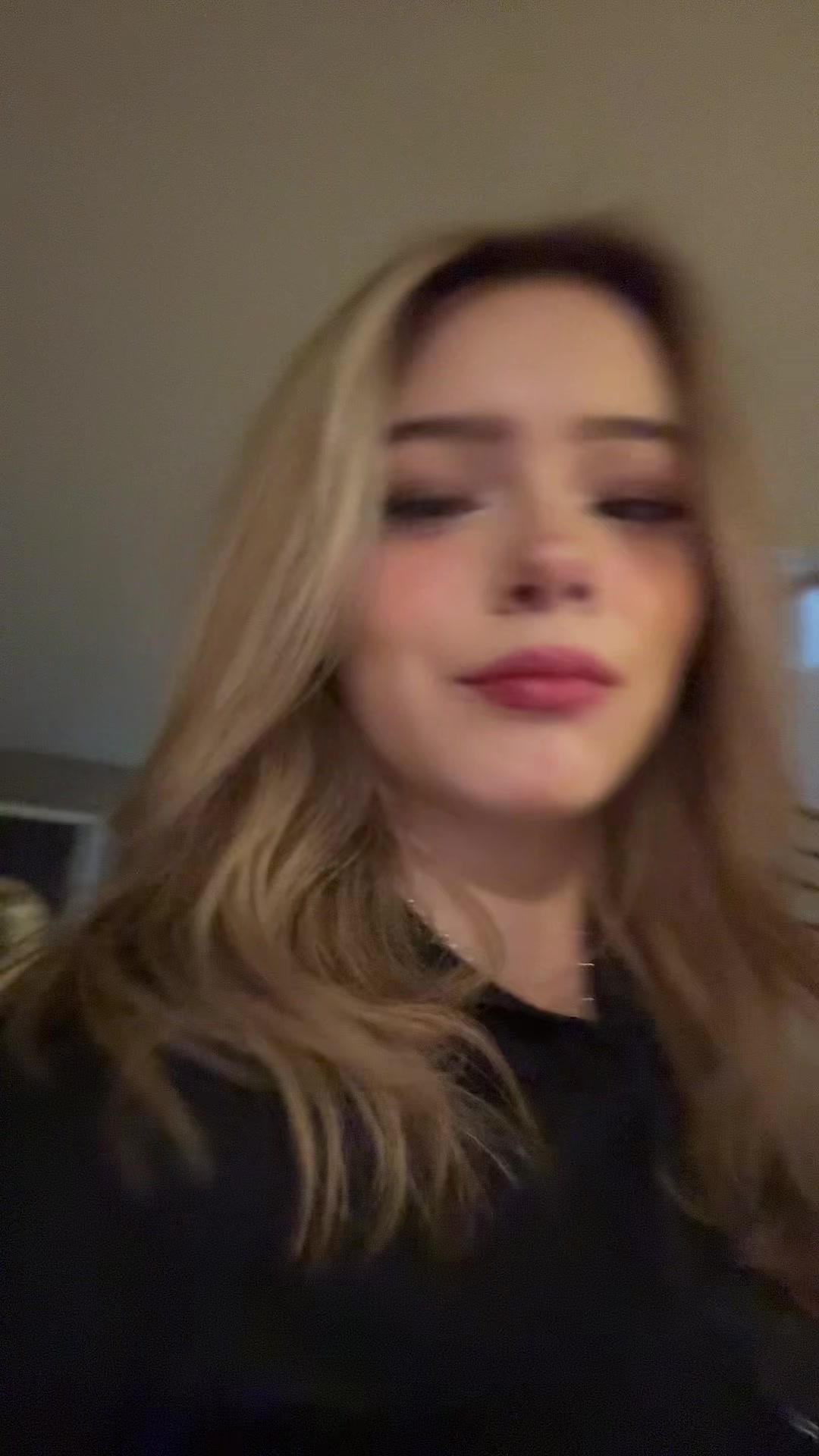 @Chichara