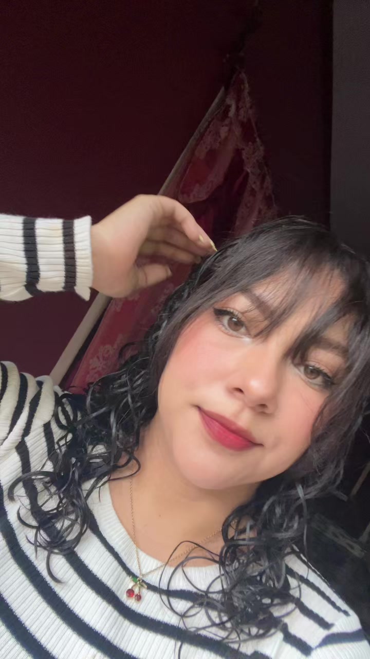 @ERIKA🐈👑