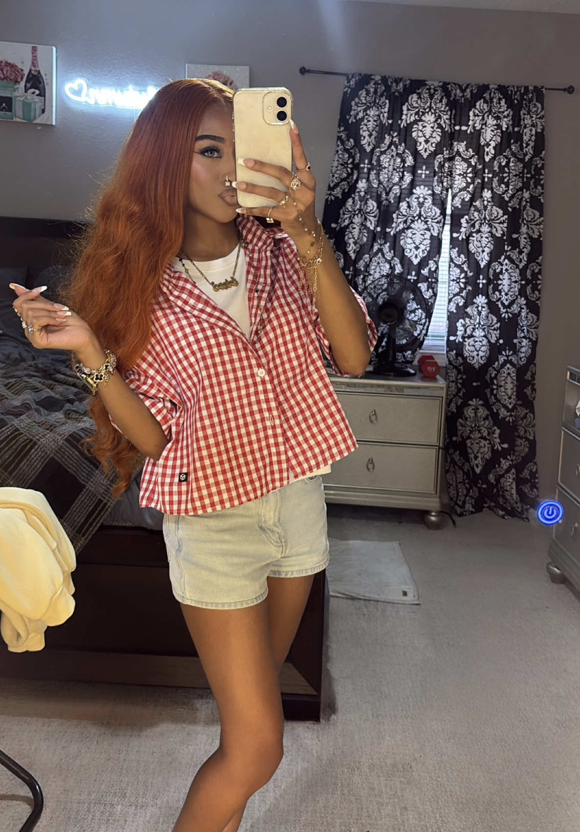 @⋆˚。⋆✧˚𝑎𝑢𝑡𝑢𝑚𝑛 ⋆˚。⋆✧˚