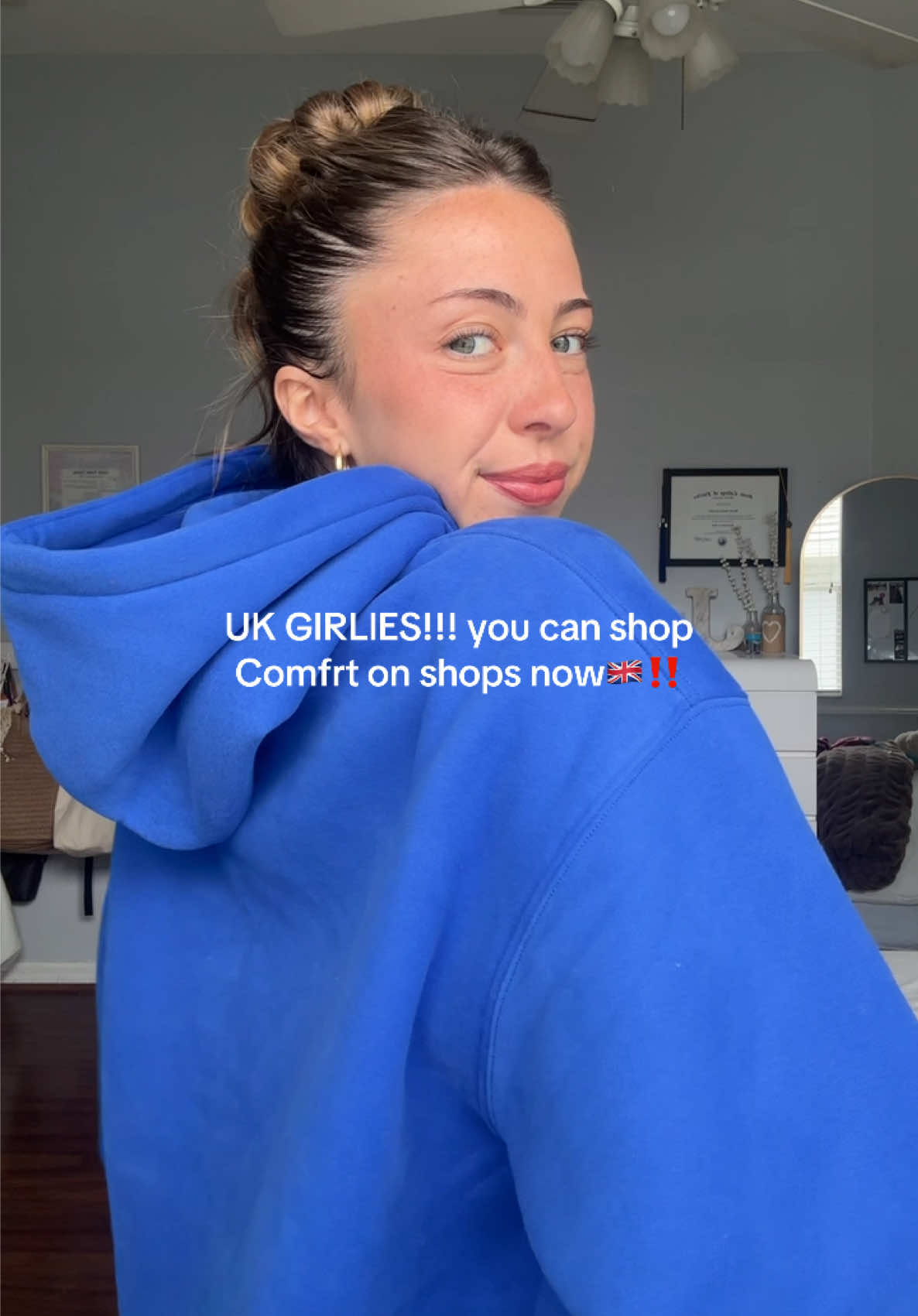 @janellecolombo