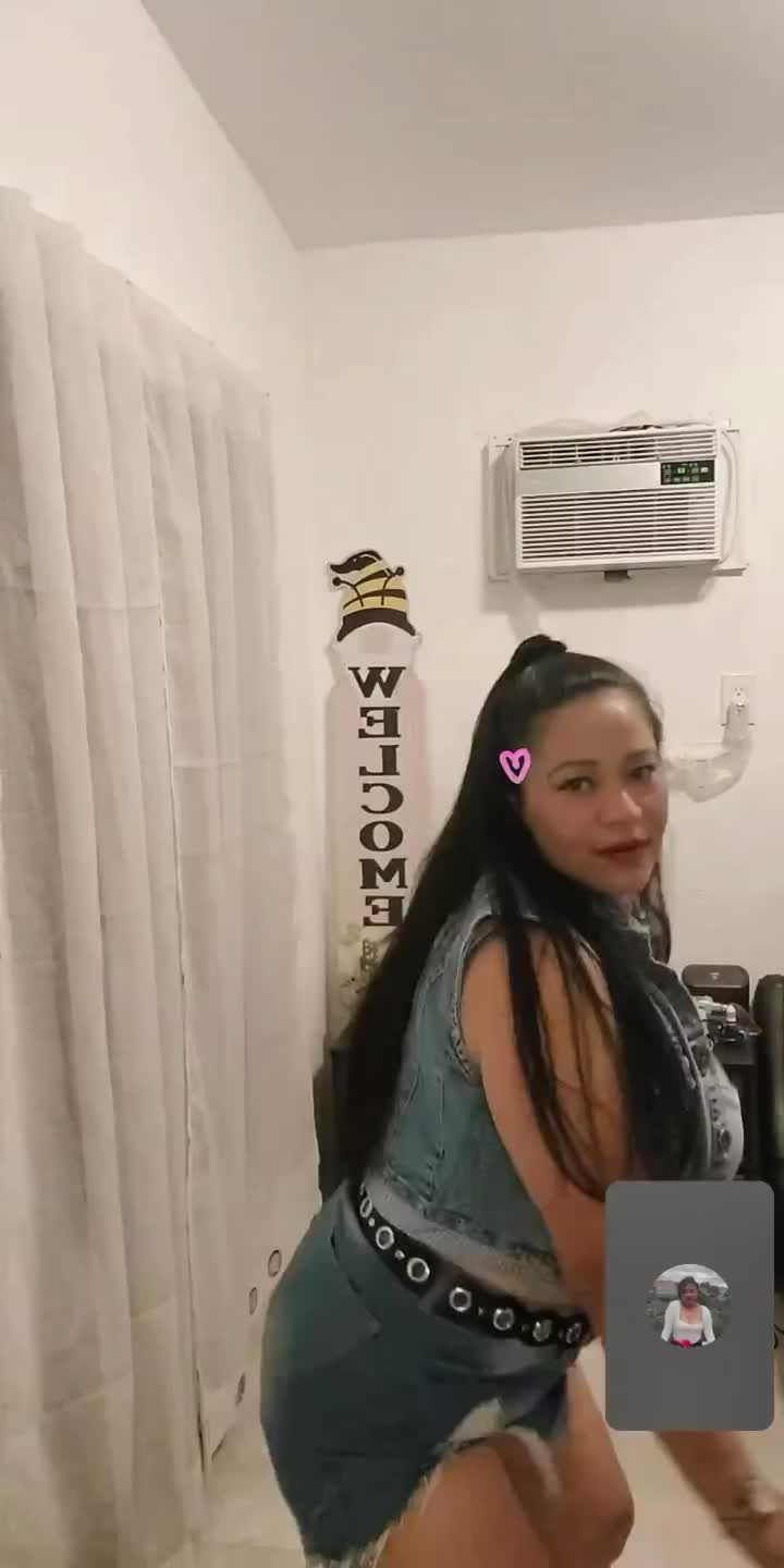 @vicky h🇭🇳✨️🇺🇲