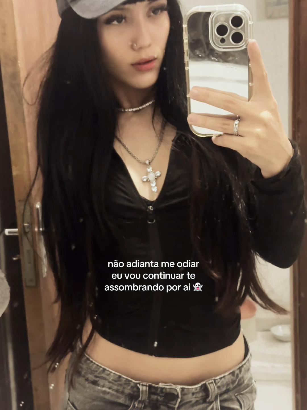 @amora 🐰