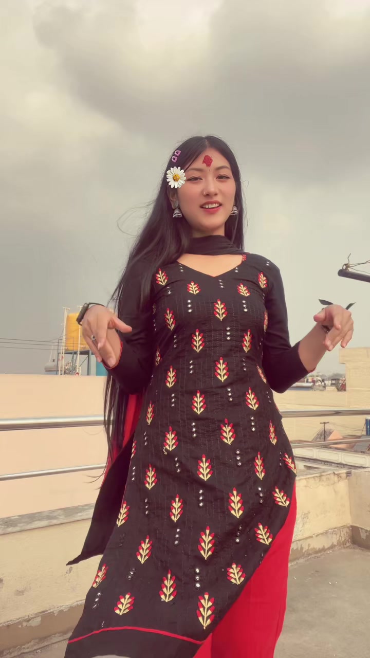 @M- a-g-a-r-n-i 🦋👸🌺