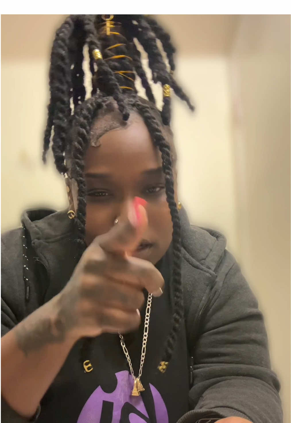 @A&yuml;ę_Ąłĩ🩶🇻🇮