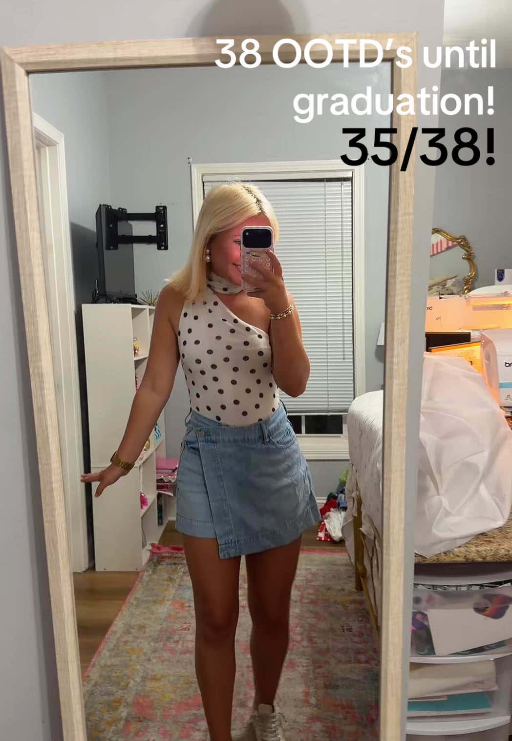 @laneygracekelley