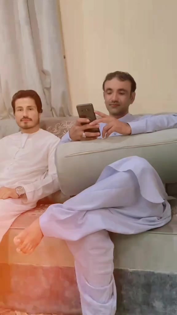 @𝑙𝑎𝑑𝑙𝑎ℎ  بلوچ💕