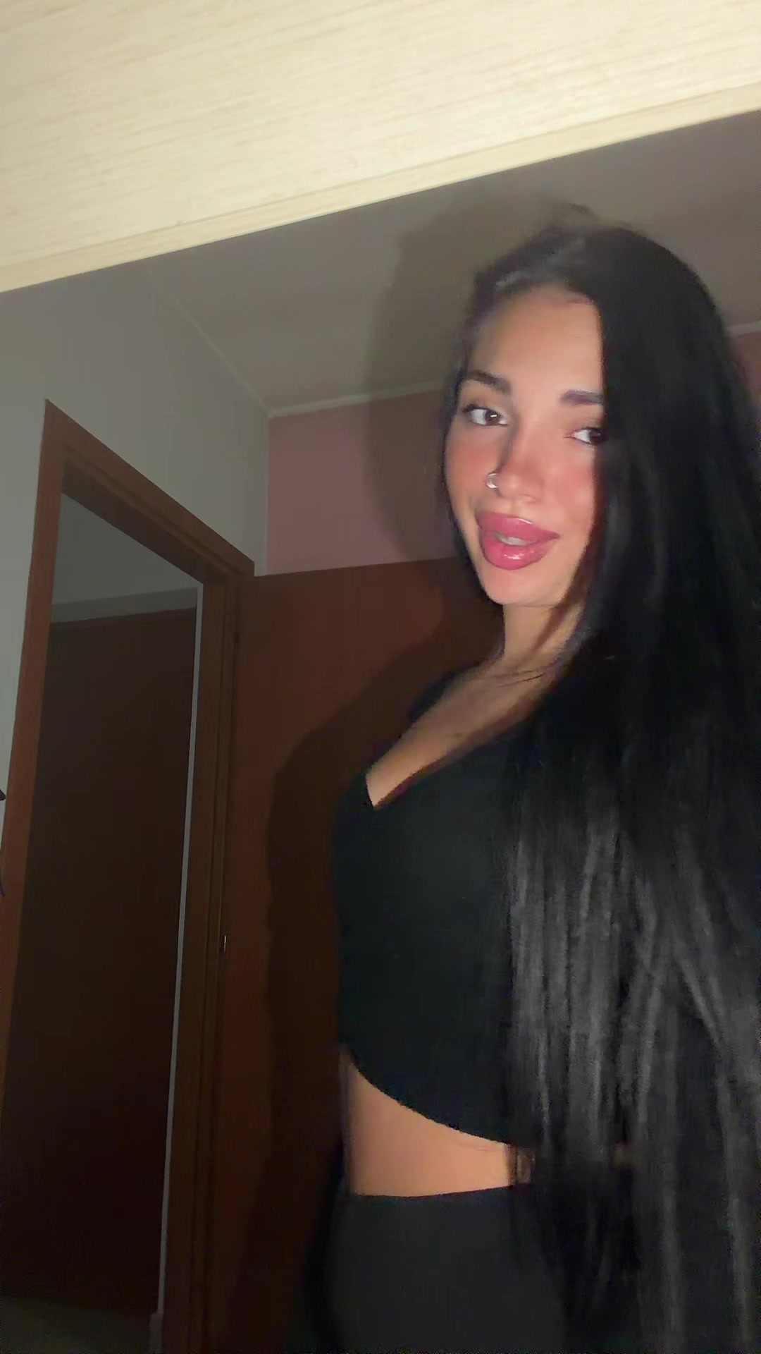 @👩🏻