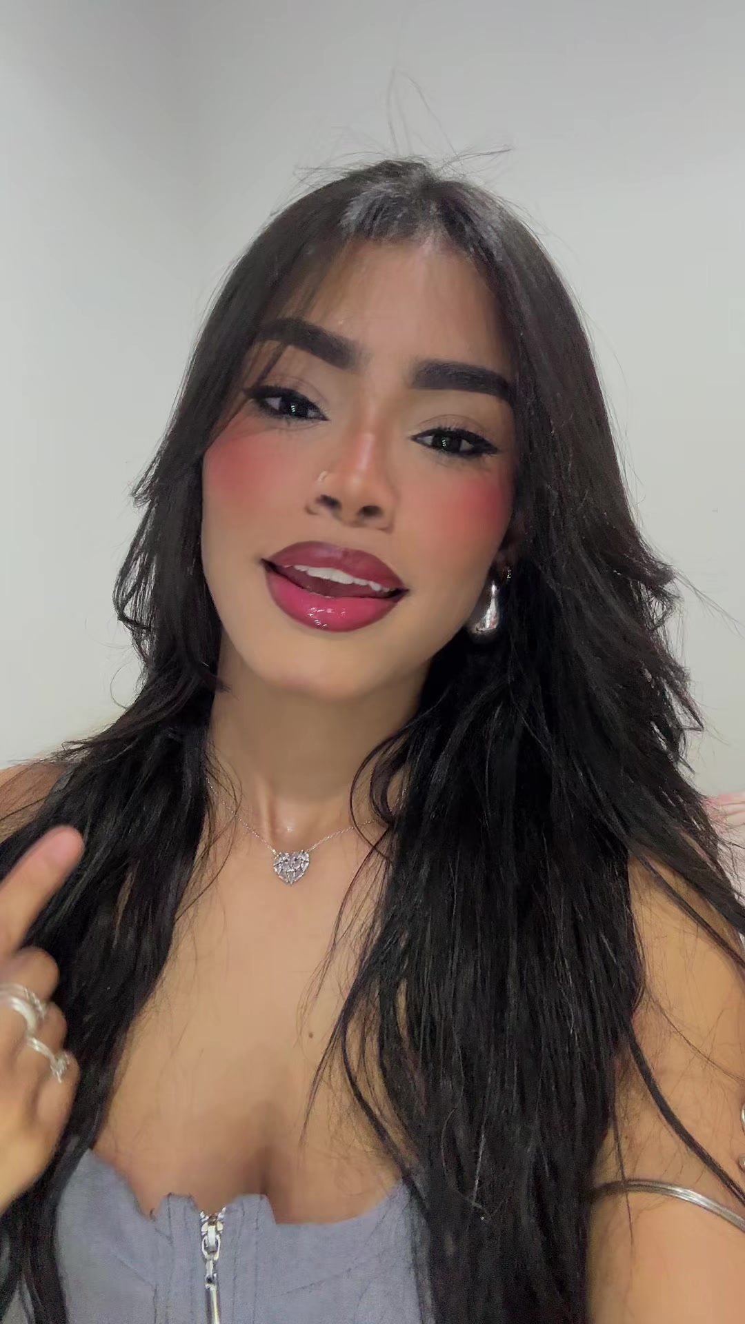 @Emiireis