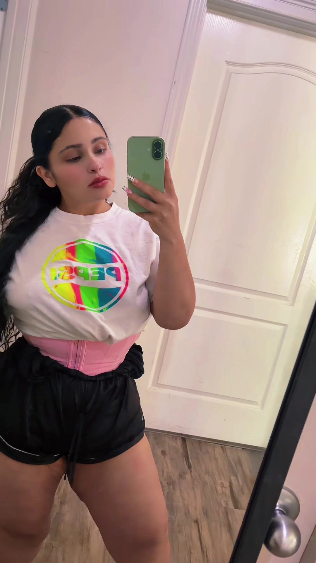 @🍑🥭Lady Millones🥭🍑