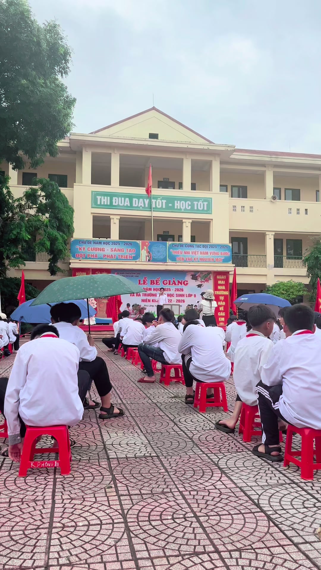 @Lan Anh gv To&aacute;n