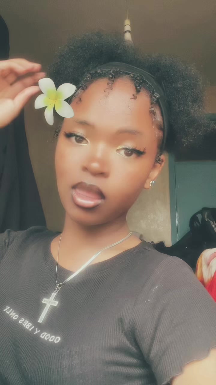 @🖤_Tyra_🕸️💨