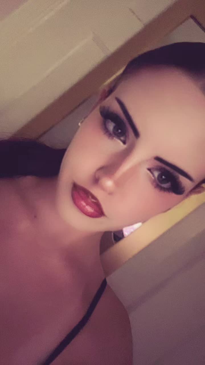 @𝒯𝒶𝓎🧸