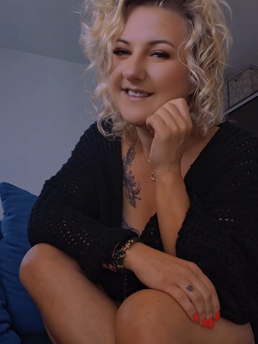 @✨️ Aga ✨️