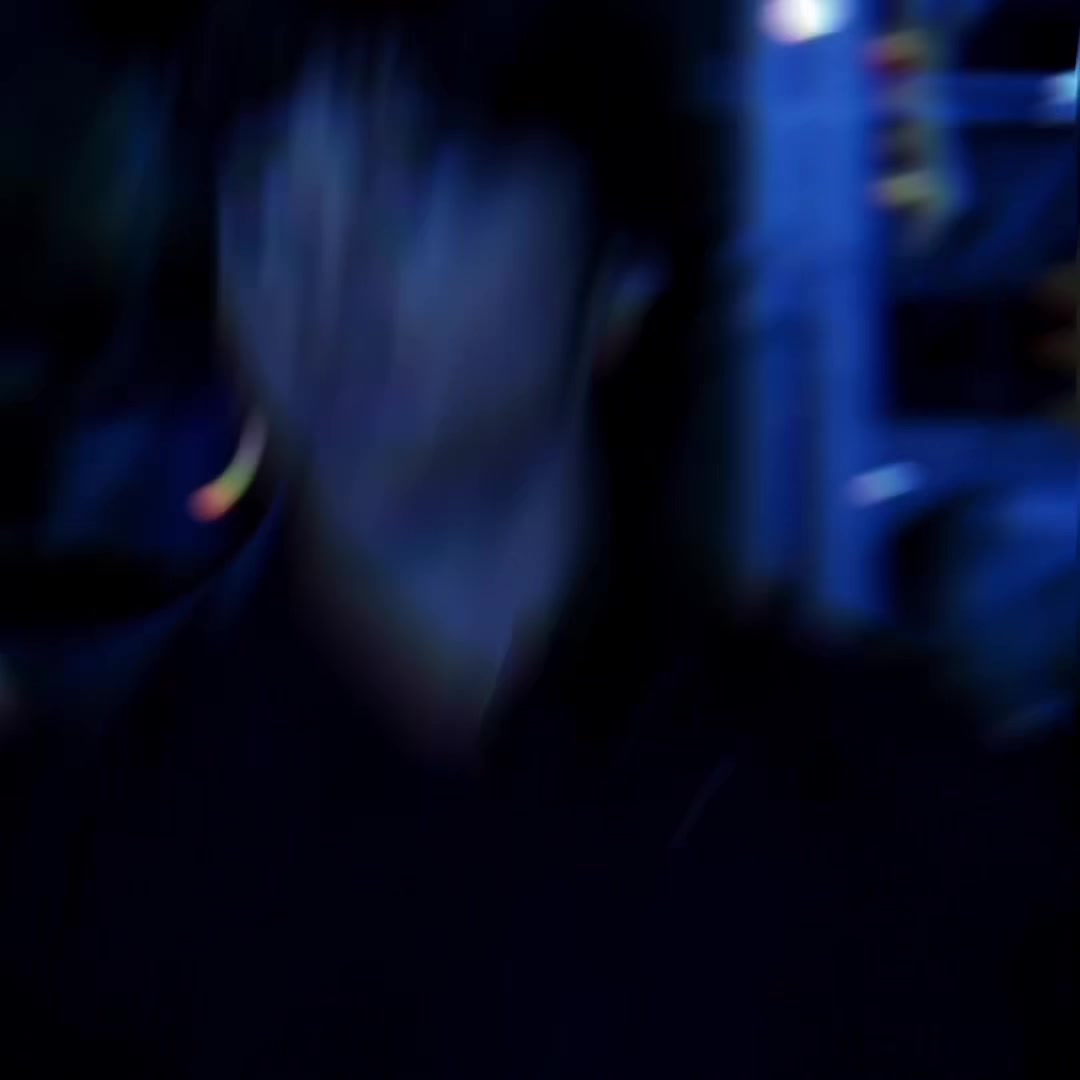 @️