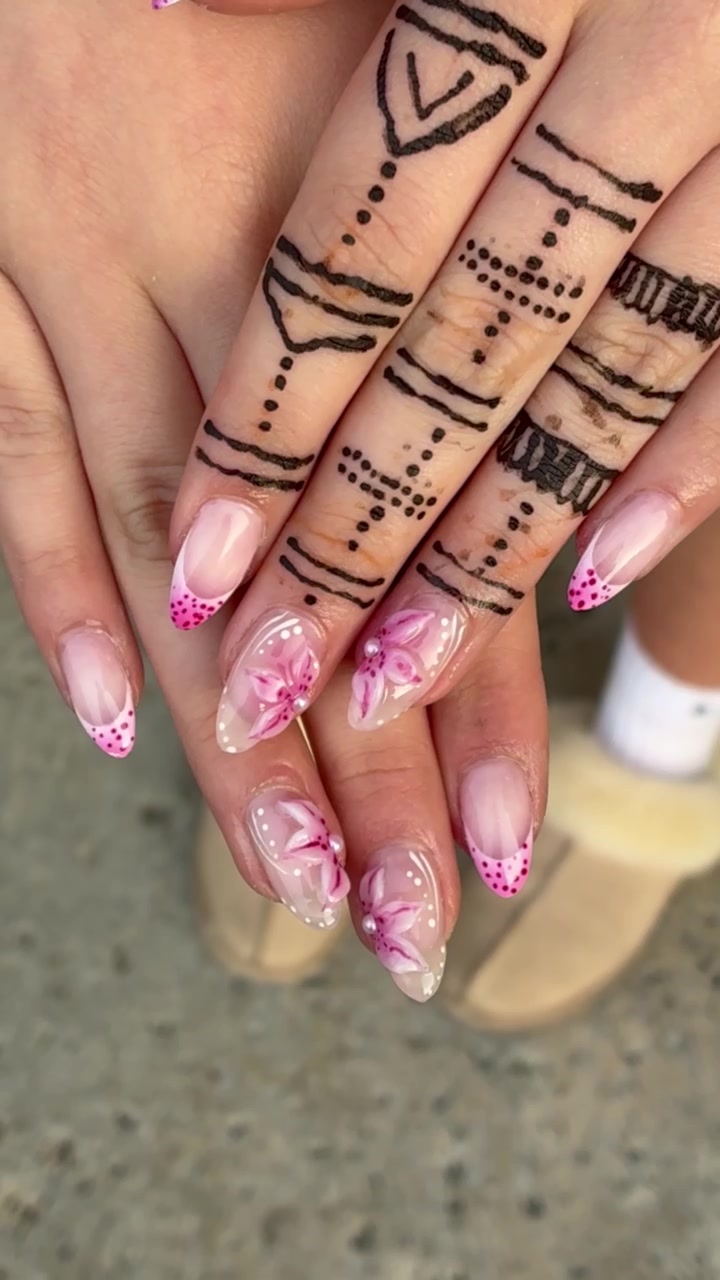 @blue sky nails del mar