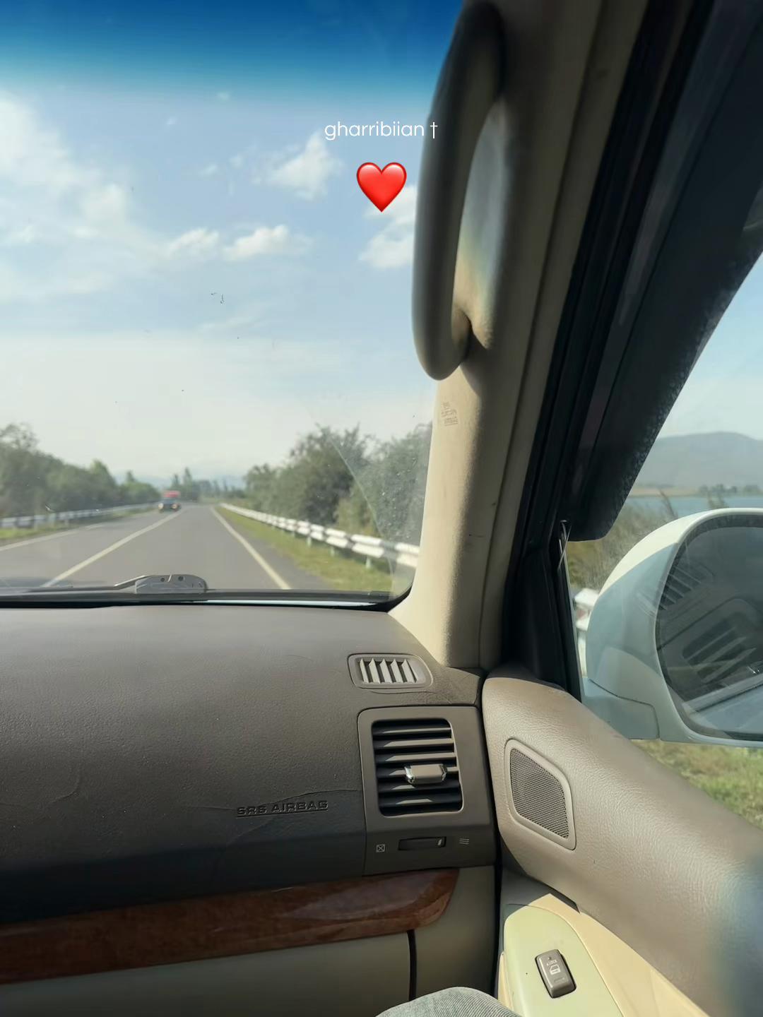 @_gharribiian_