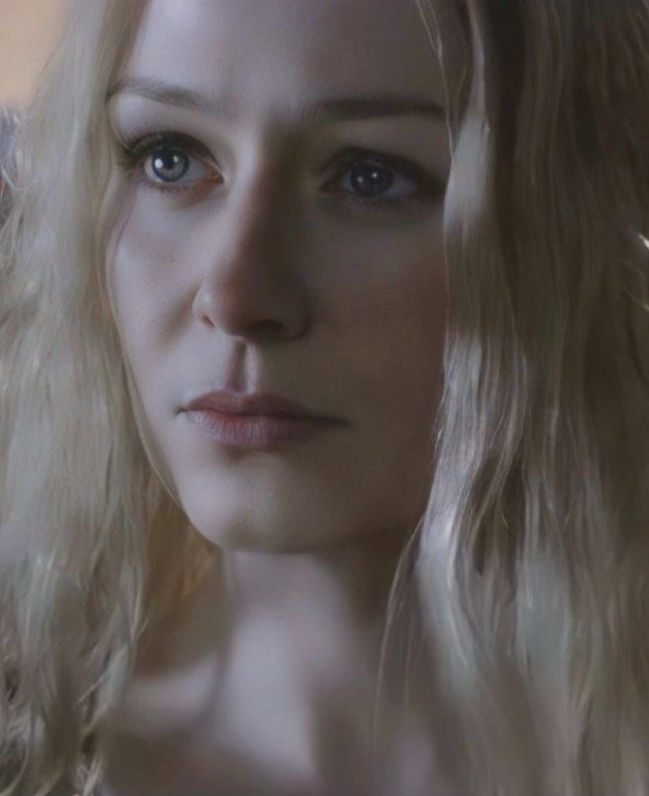 @⋆aurora 𝜗𝜚˚⋆