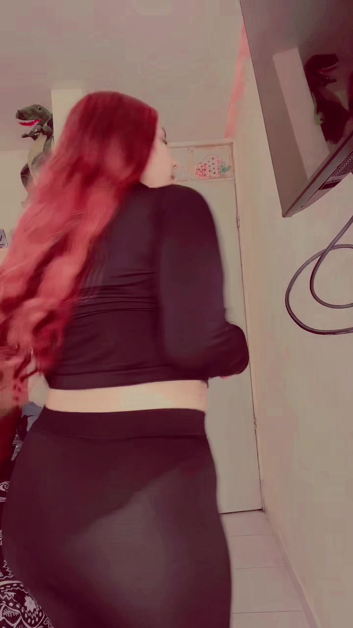@Yeseniia Tapiia