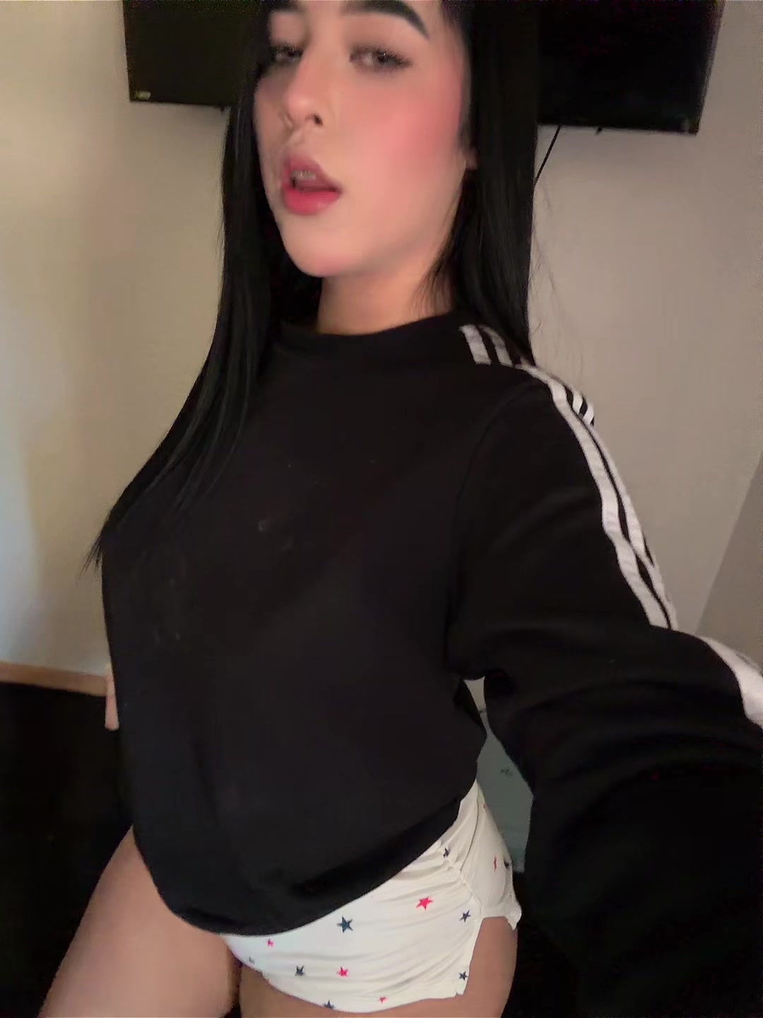 @Skarlet🩷🩷