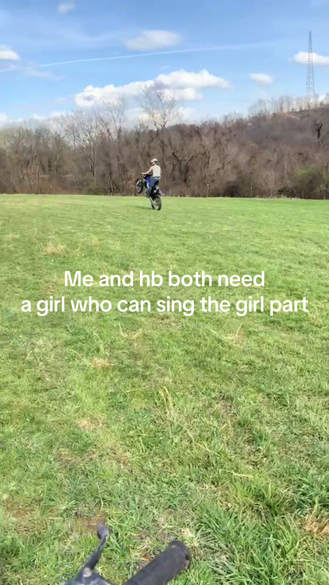 @⃟