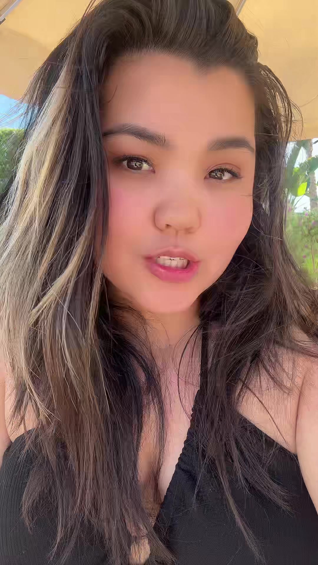 @Laura Urazbaeva