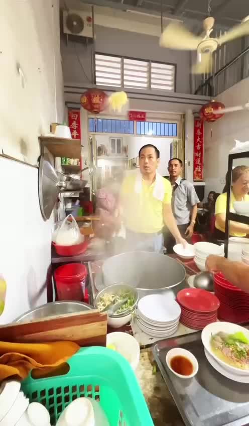 @មីគាវហេងហេងក្រុងកំពត