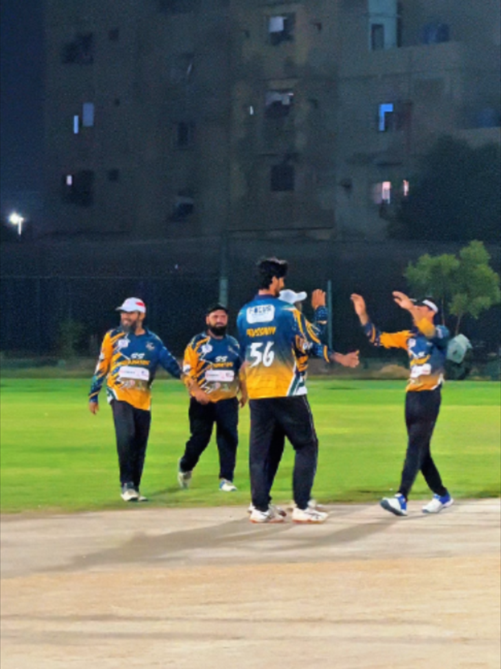 @Escribir Cricket Club