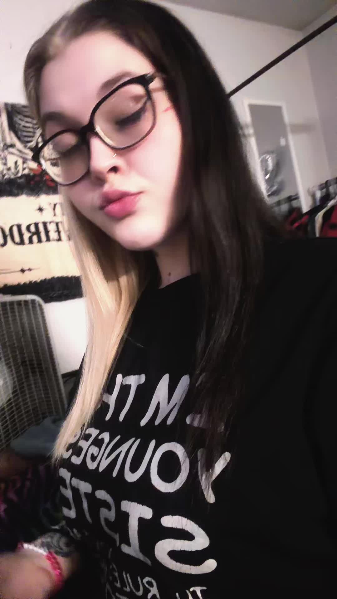 @Cara 🌸