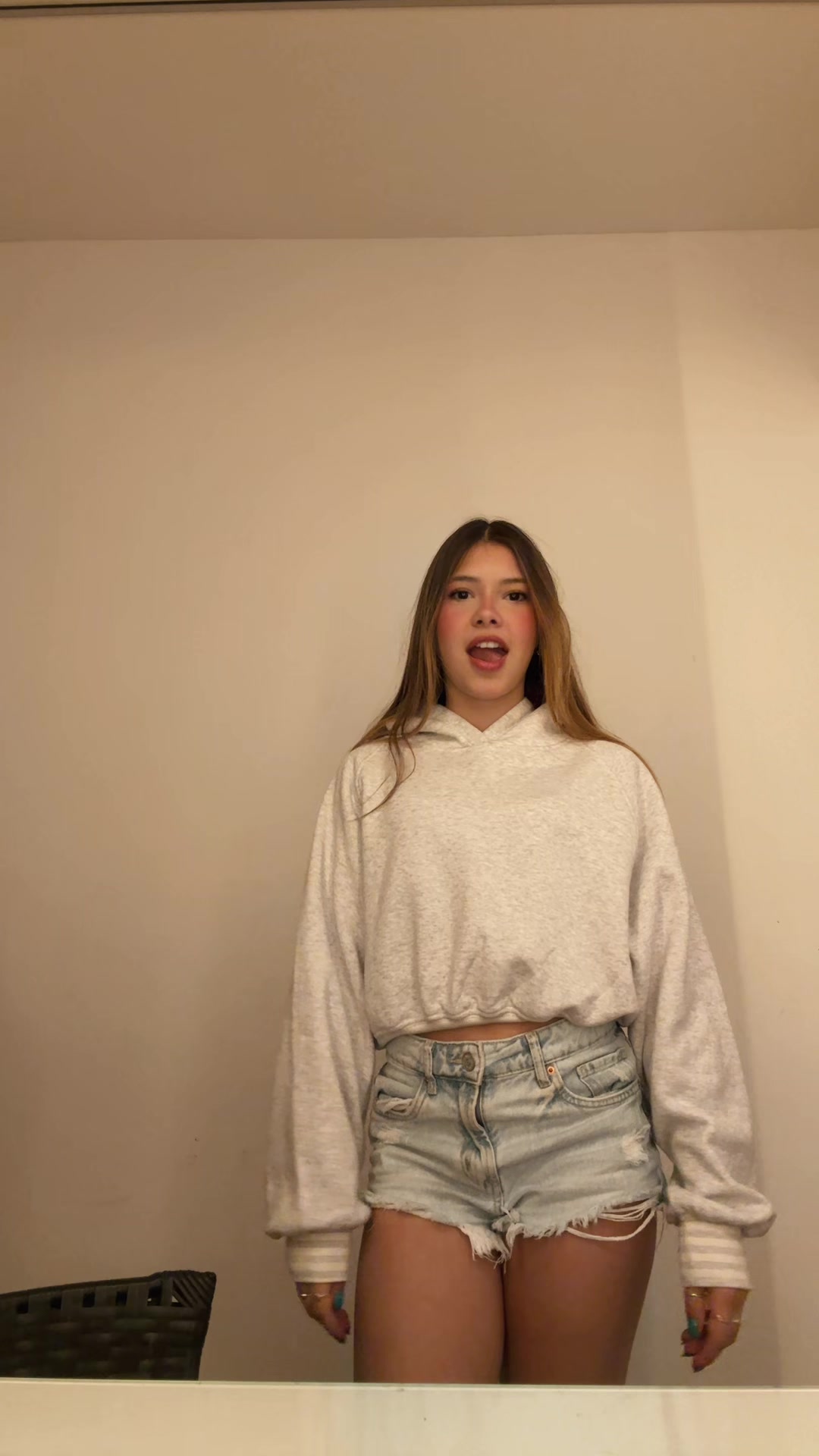 @jujuamancio