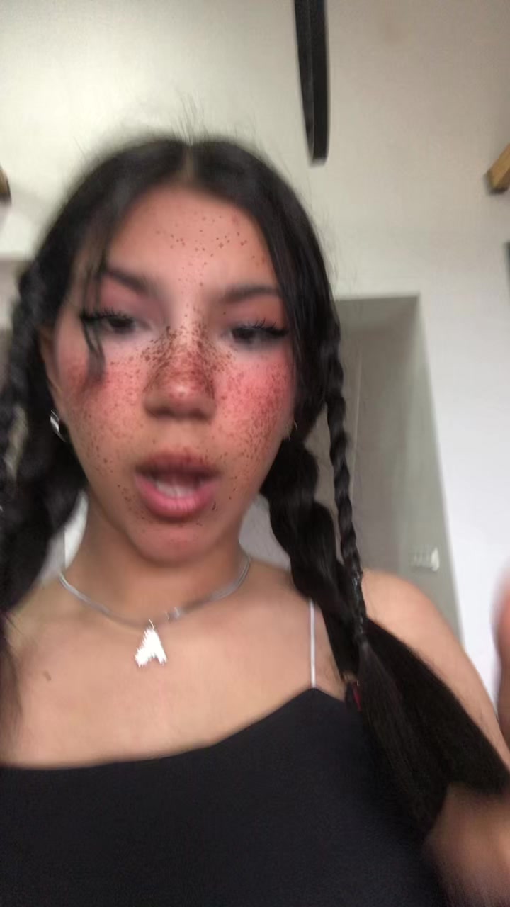 @Ailinnw