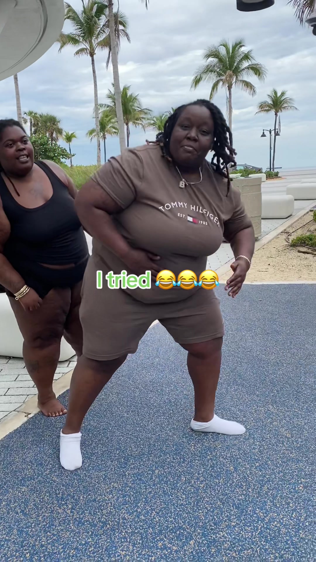 @bri2funny!