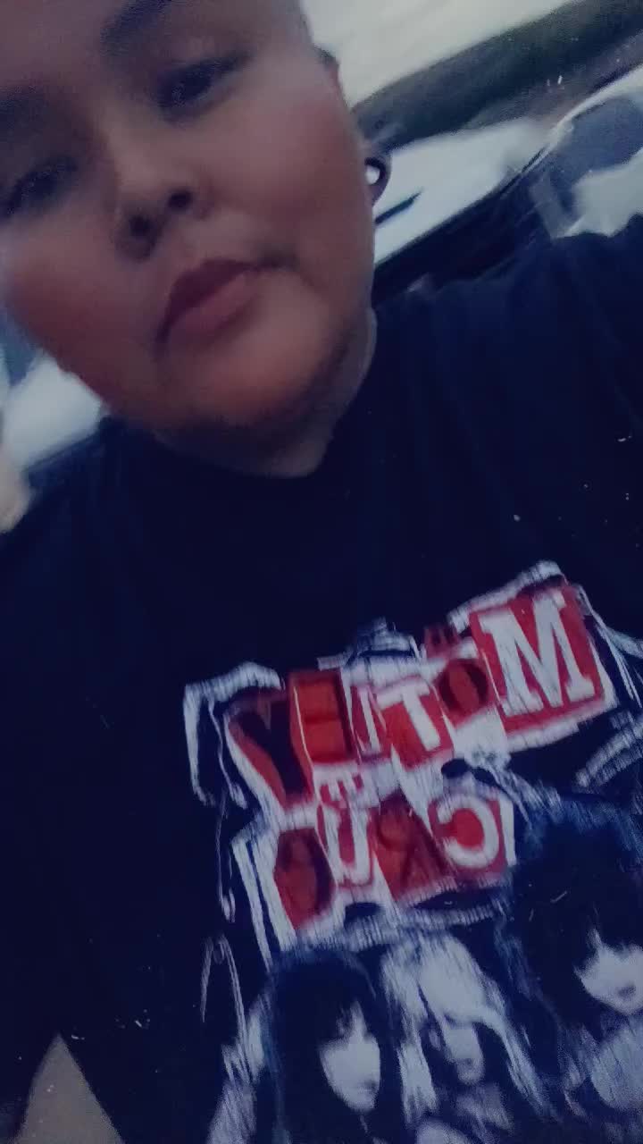 @𝕿𝖊𝖊𝖇𝖊𝖊𝖟