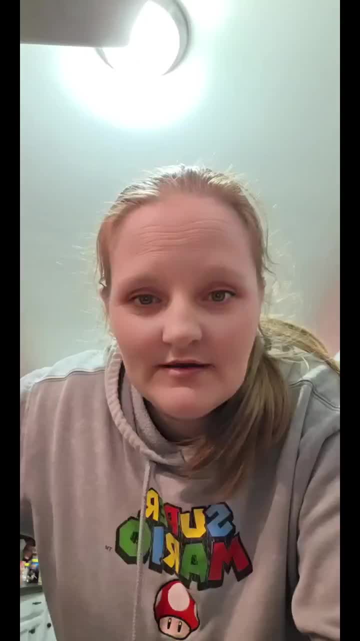@Sarah🦇 🧛&zwj;♀️