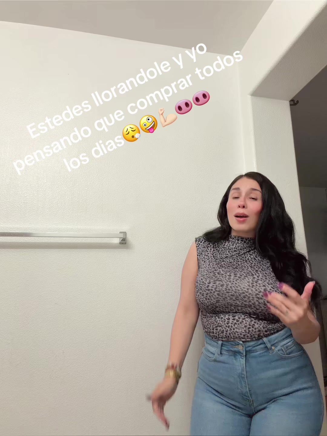 @tinarose477