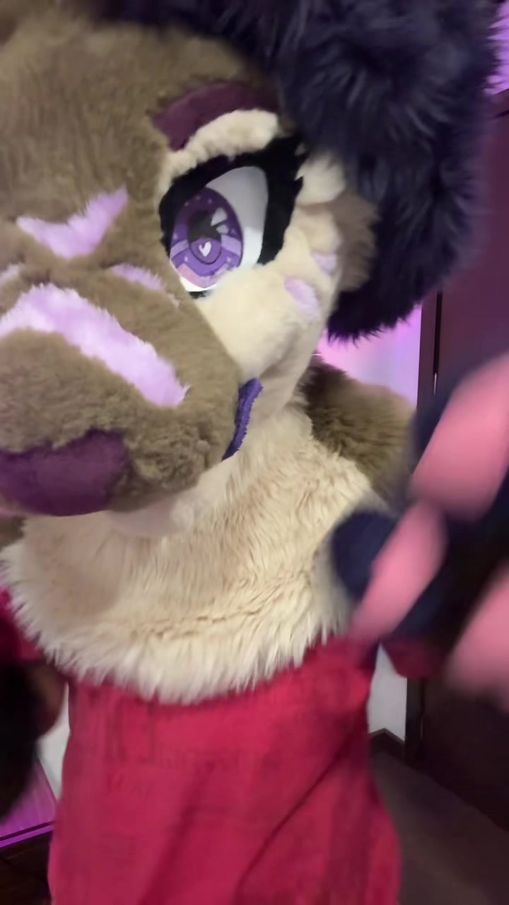 @Riley :3