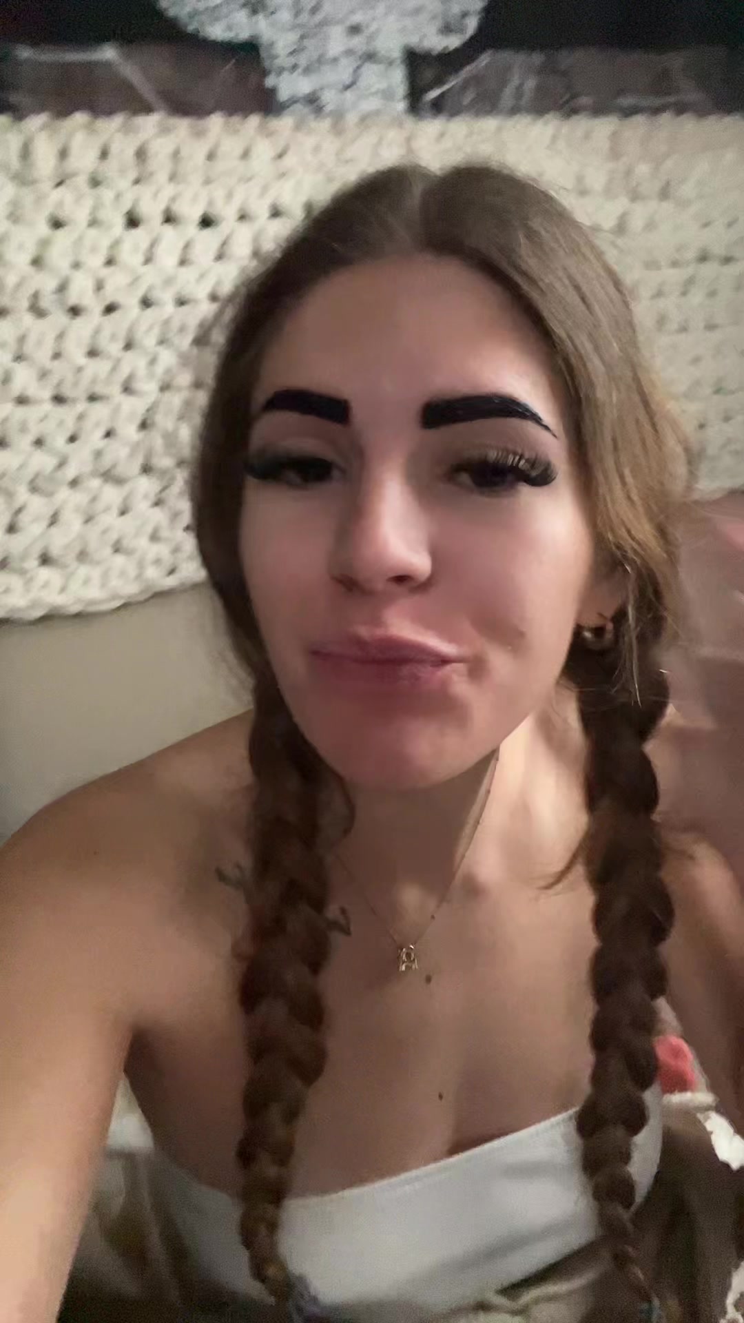 @angelina._.larissa