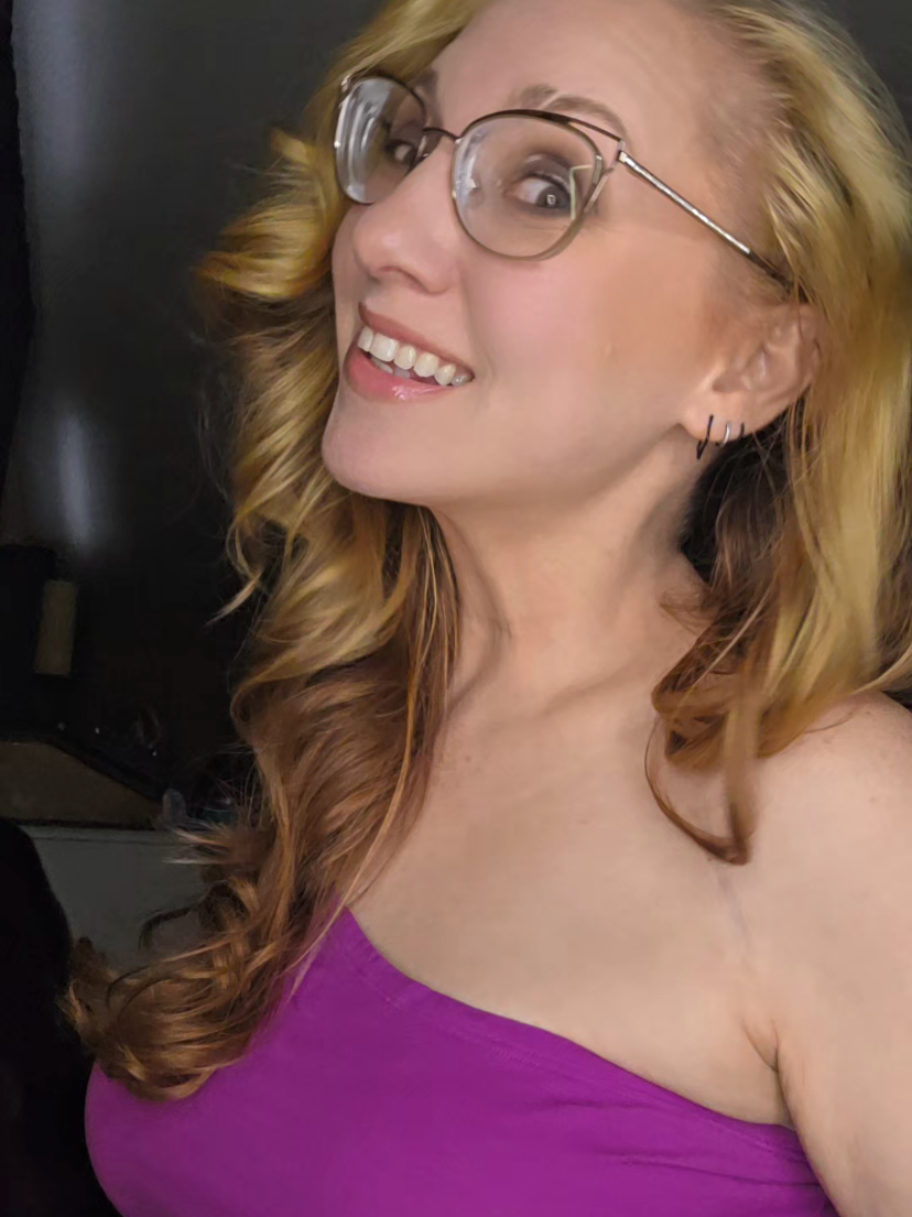 @HayAnna